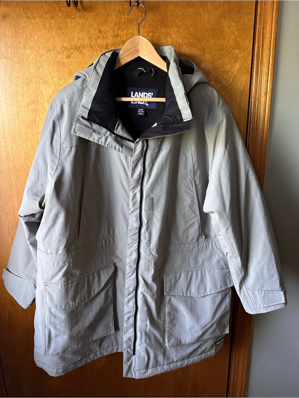 Lands' End hooded jacket light greige
